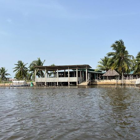 Hotel Germain - Ganvie Holiday Resort Exterior photo