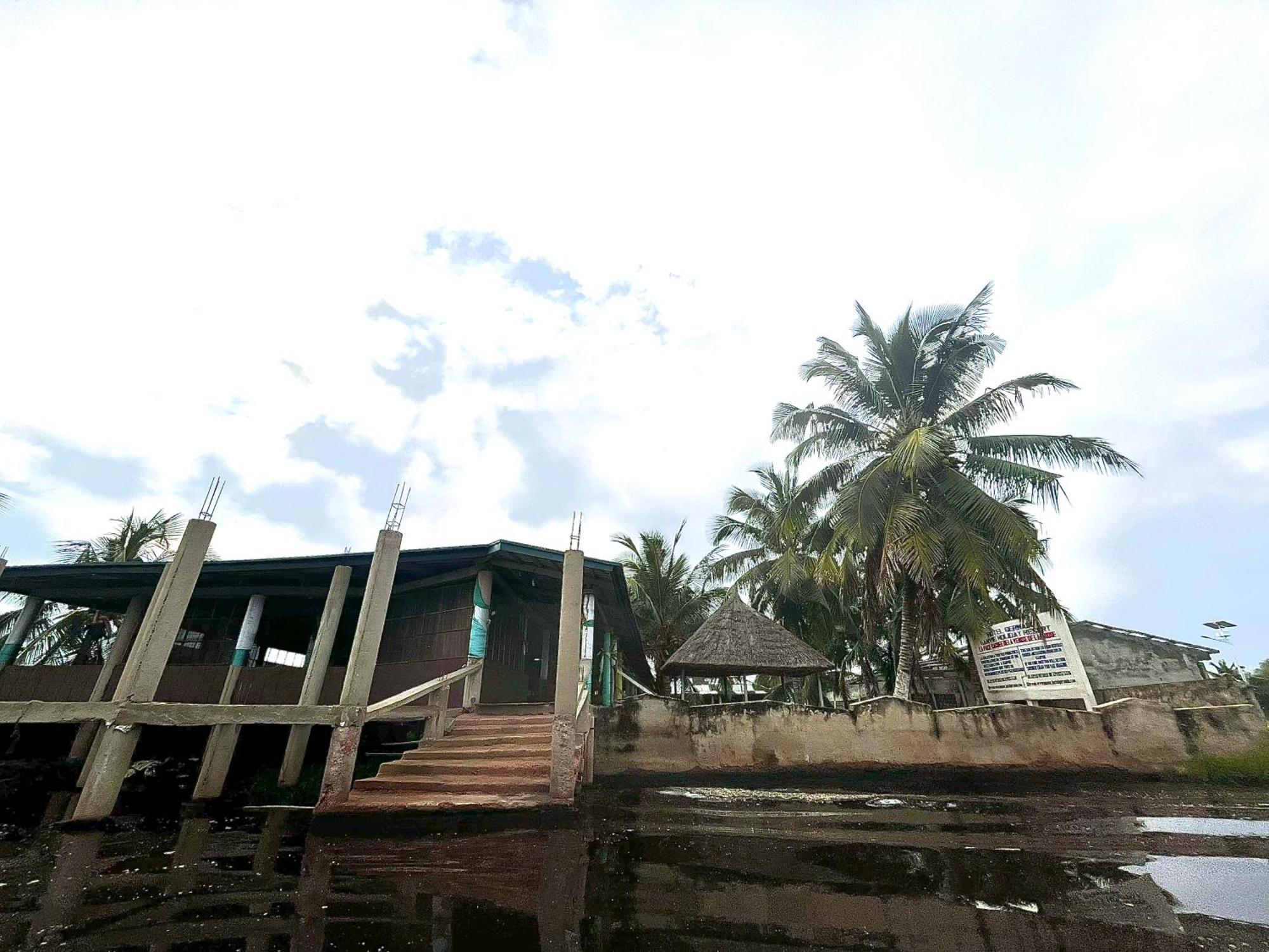 Hotel Germain - Ganvie Holiday Resort Exterior photo